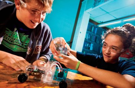 Illinois High School teaches students about Ag and Energy Careers