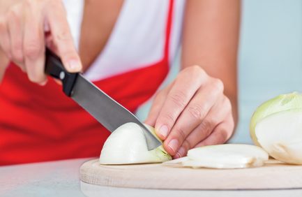 hands chopping