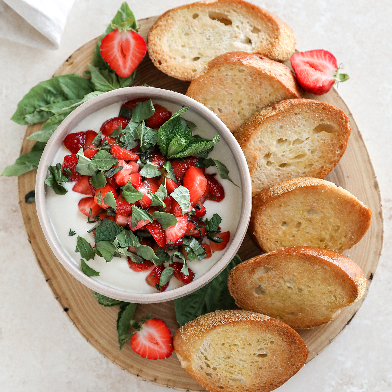 Crostini with Strawberry Goat Cheese Spread