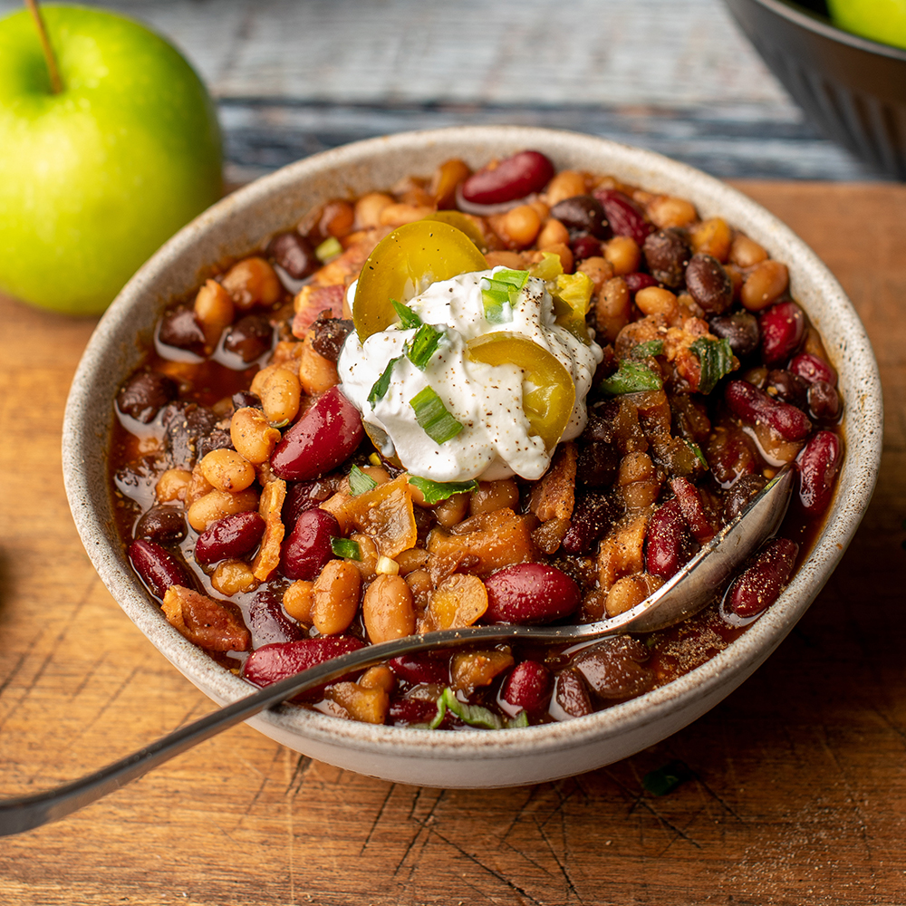 Slow Cooker Apple Molasses Baked Beans