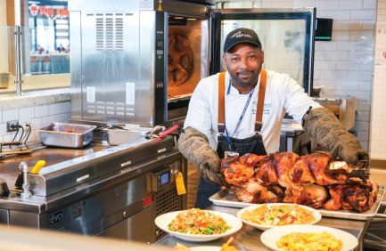 The Farmers’ Market Featuring Indiana Grown offers an array of made-in-Indiana food and drink options for travelers at the Indianapolis International Airport.