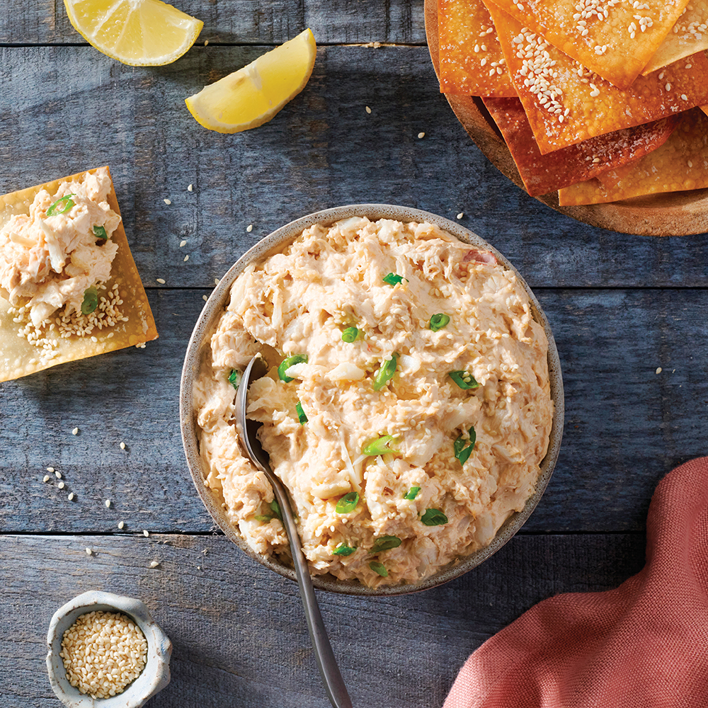 Blue Crab Rangoon Dip with Wonton Crackers