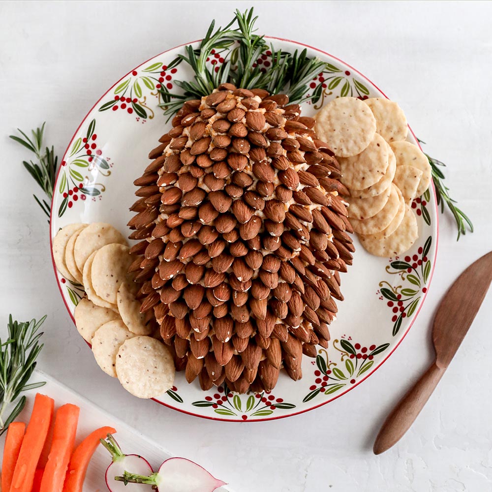 Winter Pine Cone Cheese Ball