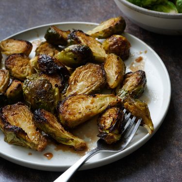 Maple-Balsamic Roasted Brussels Sprouts